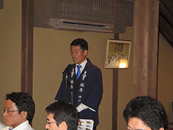 07_代表よりノーベル賞乾杯酒の秘話を聞きました。300